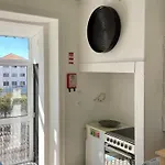 Hidden Gem Rustic Modern 2 Bedroom Flat 아파트 *