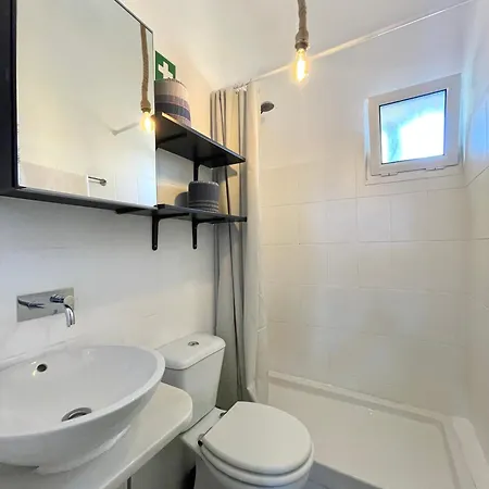 아파트 Hidden Gem Rustic Modern 2 Bedroom Flat *